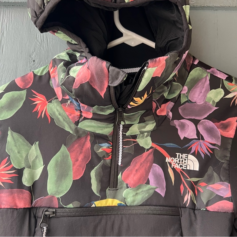 Northface Ventrix Pull Over - image 3